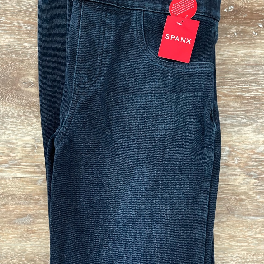 New Spanx Dark Indigo straight leg Jeans medium